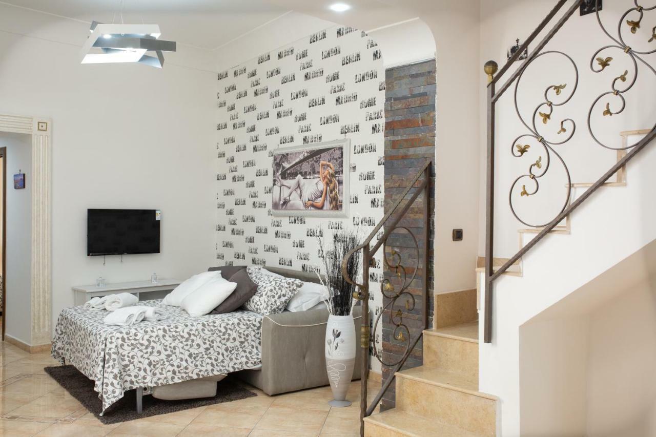 Apartamento Dimora De Curtis Nápoles Exterior foto