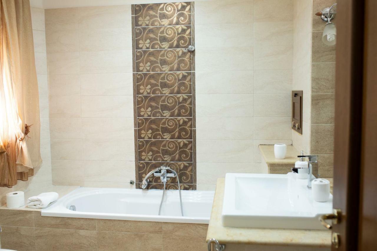 Apartamento Dimora De Curtis Nápoles Exterior foto
